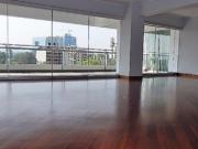 ESPECTACULAR DPTO CON VISTA AL GOLF CERROS DE CAMACHO