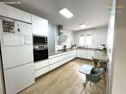 ESPECTACULAR DUPLEX REFORMADO CON GARAJE EN ZONA...