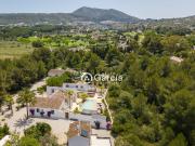 Espectacular finca de estilo ibicenco a la venta en...
