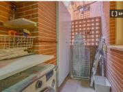 Espectacular habitación en alquiler en piso de 5...