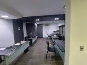 Espectacular local en venta suramericana