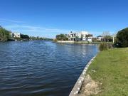 Espectacular Lote con salida a la laguna en Nuevo Quilmes