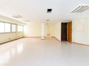 ESPECTACULAR OFICINA EN PLENO CENTRO DE GRANADA