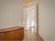 Espectacular piso de 3 habitaciones dobles en Dreta de...