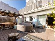 ESPECTACULAR PISO SEMINUEVO CON PATIO A UN PASO DEL CENTRO