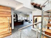 ESPECTACULAR RESIDENCIA CON ACABADOS DE LUJO UBICADA EN...