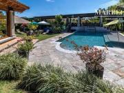 ESPECTACULAR RESIDENCIA EN CAMPO DE GOLF CON ACABADOS DE...