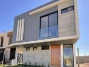 ESPECTACULAR RESIDENCIA EN VENTA EN COTO EGIPCIO VALLE...