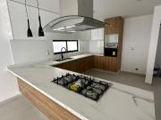 ESPECTACULAR RESIDENCIA NUEVA EN JURIQUILLA