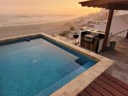 ESPECTACULAR TRIPLEX DE TRES NIVELES EN PLAYA SEÑORITAS