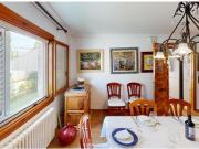 Espectacular villa con piscina privada, jardín y placas...