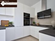 ESPECTACULAR VILLA DE LUJO CON TERRAZA, PISCINA Y JARDÍN...