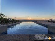 Espectacular Villa en Venta Frente al Mar en Puerto...