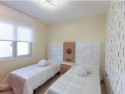 ESPECTACULAR VILLA INDEPENDIENTE DE LUJO CON PISCINA...