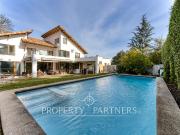 Espectacular y amplia casa en venta en exclusivo...
