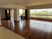 Espectacular y elegante departamento en cerros de camacho