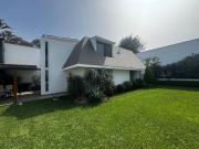 ESPECTACULAR Y EXCLUSIVA CASA EN ALQUILER URB. LAS...