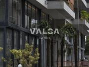Espetacular Apartamento 3 suítes 3 vagas no Juvevê