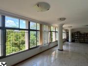 Espetacular apartamento na SQS 305 Vazado Nascente Meio...