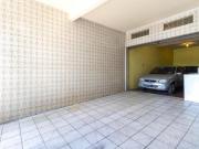 Elegante casa tipo para venda em Jardim Mutinga com 5...