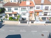 Espetacular Moradia T4 em Gondomar com Jardim e Garagem