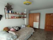 Espléndida casa adosada al pie del Puente Romano!