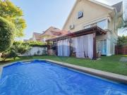 ¡Espléndida casa te espera en Peñalolén!