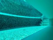 Esplêndida moradia contemporânea independente com jardim...