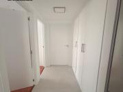 Espléndido Ático Reformado con Terraza y Piscina en...