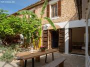 Esporles Casa de pueblo renovada con patio y vistas a la...