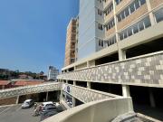 Essenwood 1.5 bedroom with parking to let