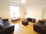 Esslemont Avenue, Rosemount, AB25