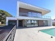 Esta espectacular villa de diseño moderno en venta en la...