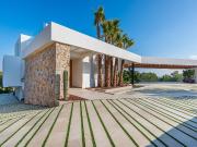 Esta hermosa villa de lujo está ubicada en una zona...