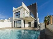 Esta lujosa villa de nueva construcción se encuentra en...