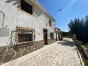 Esta propiedad está a solo 5 minutos de Arboleas, donde...