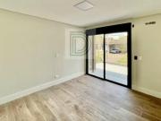 Esta residência foi pensada para oferecer conforto,...