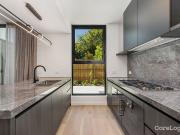 Established Townhouse in Camberwell. Close to new condition