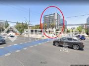 Estacionamiento en Arriendo en Metro Colón/ Edificio...