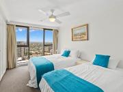 Estate Sale Absolute Beachfront'Surfers Aquarius'