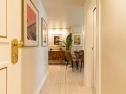 Este apartamento charmoso com um quarto, localizado no...