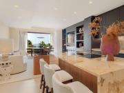 Este excepcional apartamento en planta baja está situado...