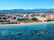 Este exclusivo proyecto en primera línea de playa ofrece...