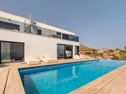 Hermosa villa con vistas en venta en Finestrat 327m²...