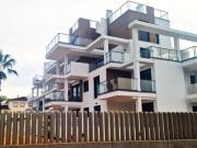 Este moderna urbanizacion es el ejemplo del lujo y el...