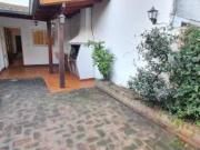 ¡Este puede ser tu hogar! Dúplex con jardín cochera dos...