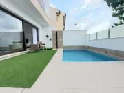 Este recién estrenado proyecto consta de tres modernas...