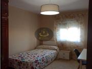 EST/Estupendo piso amueblado para ESTUDIANTES con CUATRO...