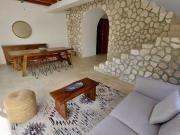 Estrena Casa 252m2, 3 rec?maras, 2 albercas y lock off...