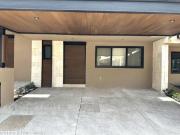 ESTRENA Casa 3Rec 2.5Baños 2estac. Lomas Campanario Norte